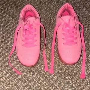 Sketchers sz 2Pink Athletic Sneakers